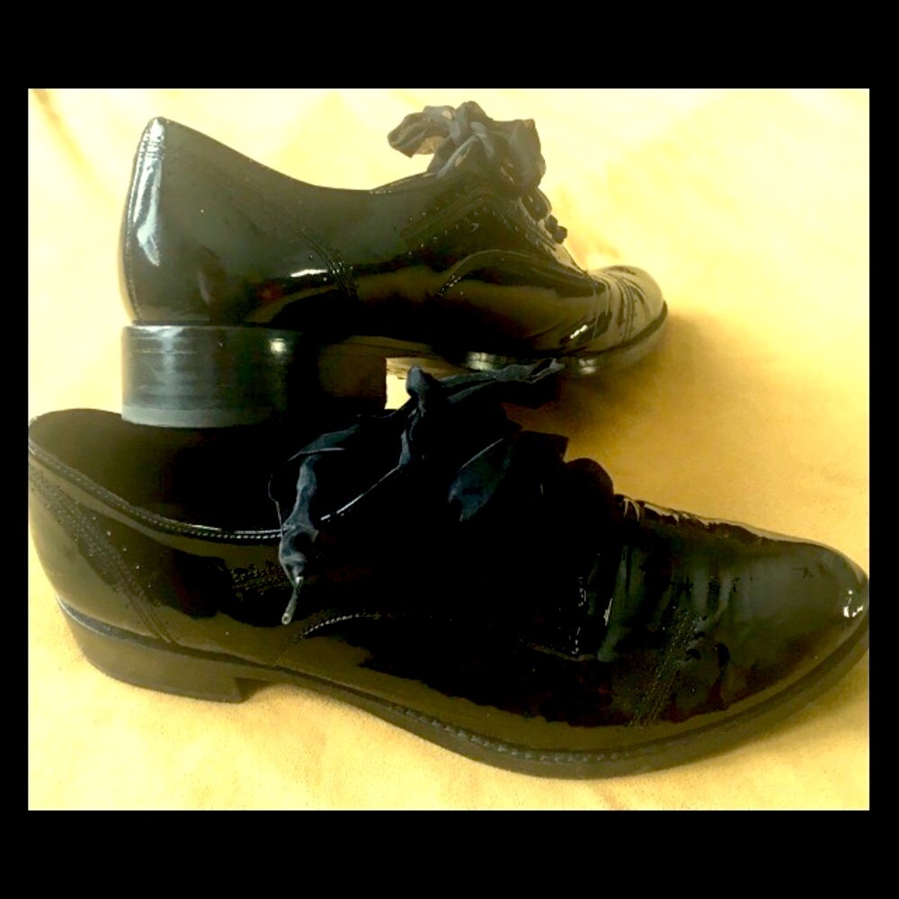 Black Patten Leather Shoes - Picture 2 of 4